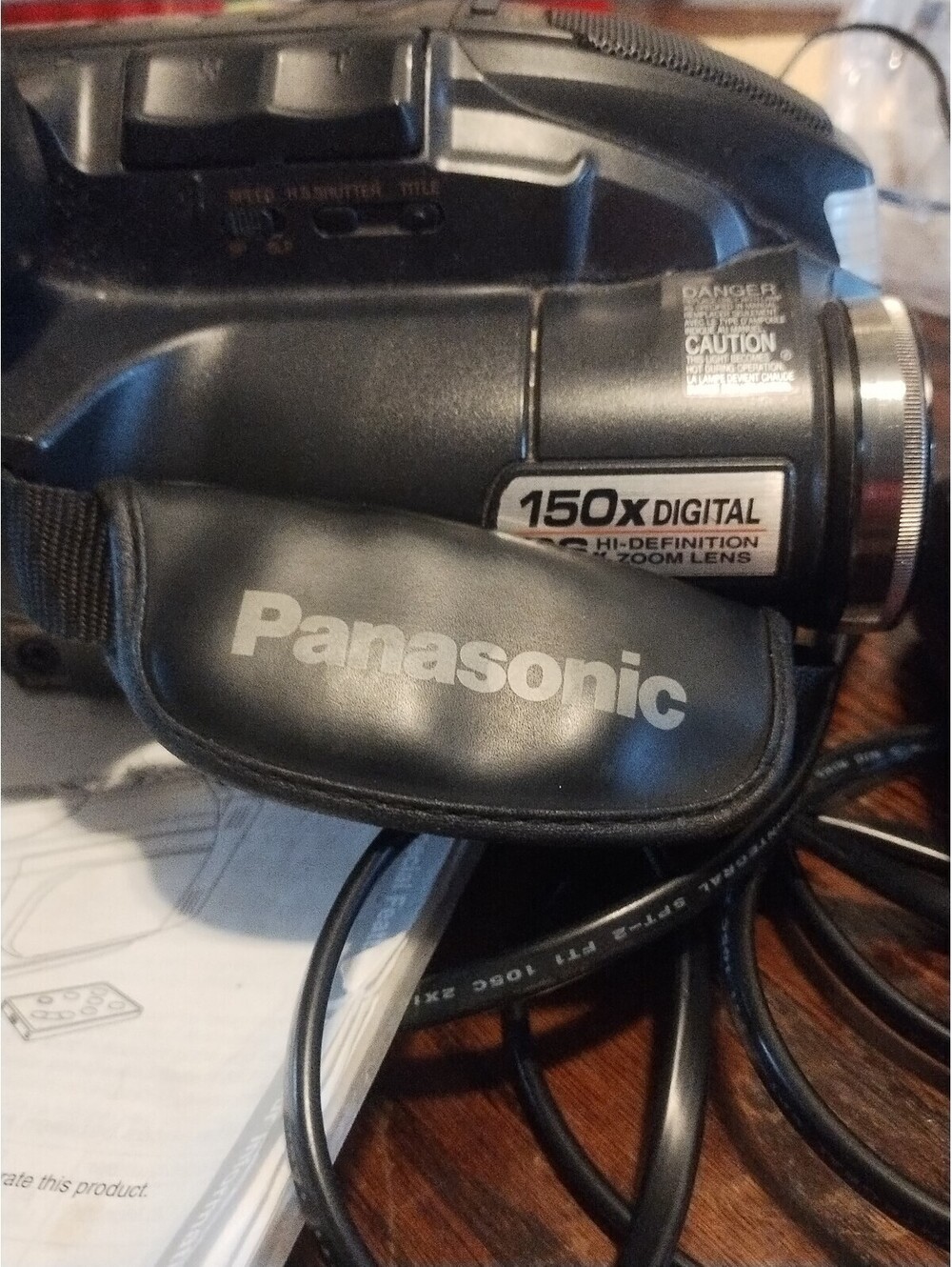 Panasonic PV-L551D Camcorder VHS-C Working Bundle with Charger NEEDS BATTERY - Picture 3 of 4